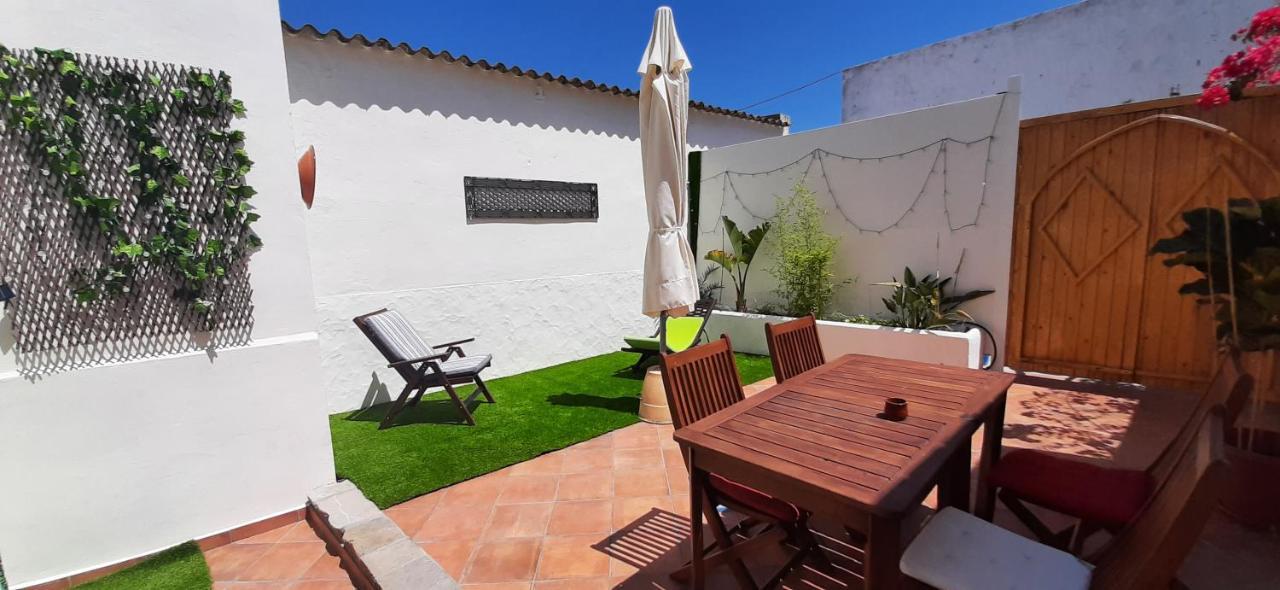 La Buganvilla Facinas Exterior photo